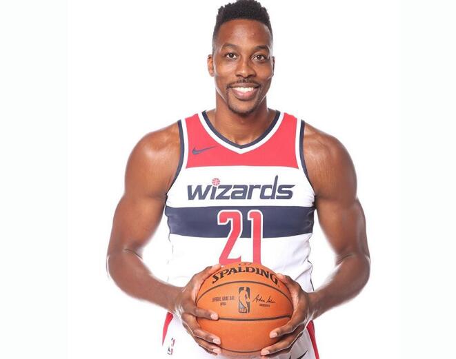 与龙坑背面 与龙坑背面