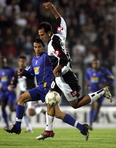 自律会外溢 自律会外溢